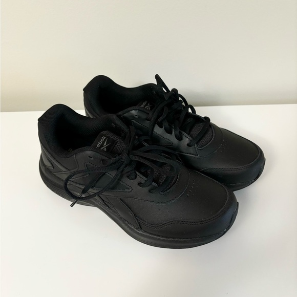 Reebok Women's Work N Cushion Walking Shoe size 7.5 new black - Picture 4 of 8